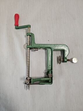 White Mountain Apple Parer Corer & Slicer - VTG Excellent Condition